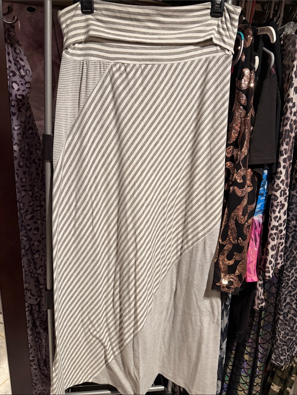 Striped Fold-Over Waist Maxi Skirt - Gray & White